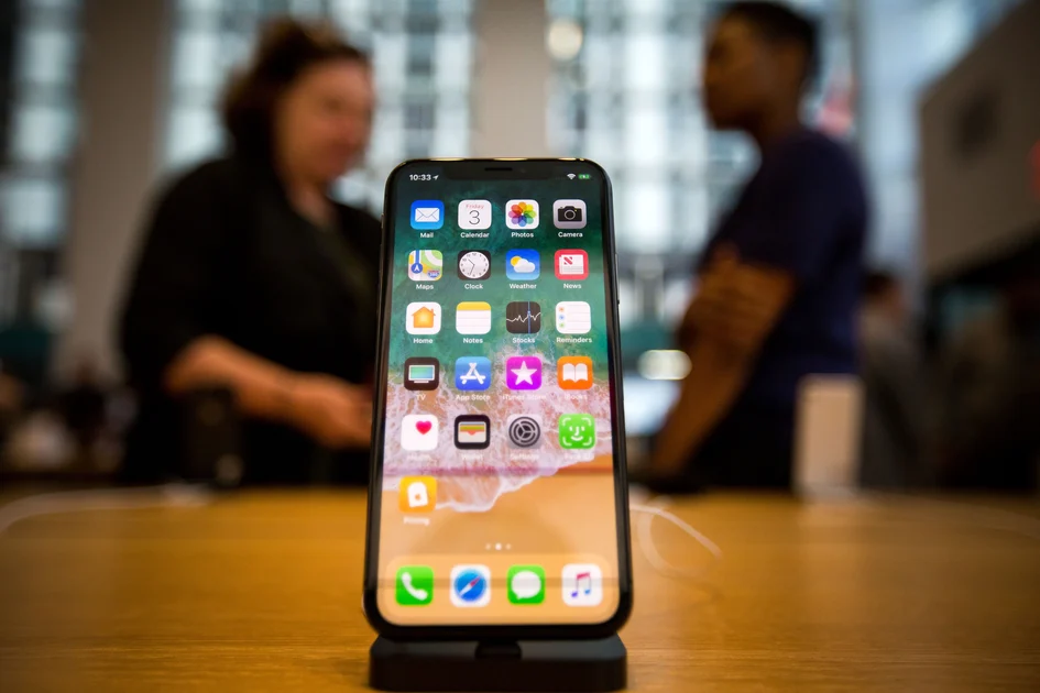 who makes the apple iphone who makes the apple iphone